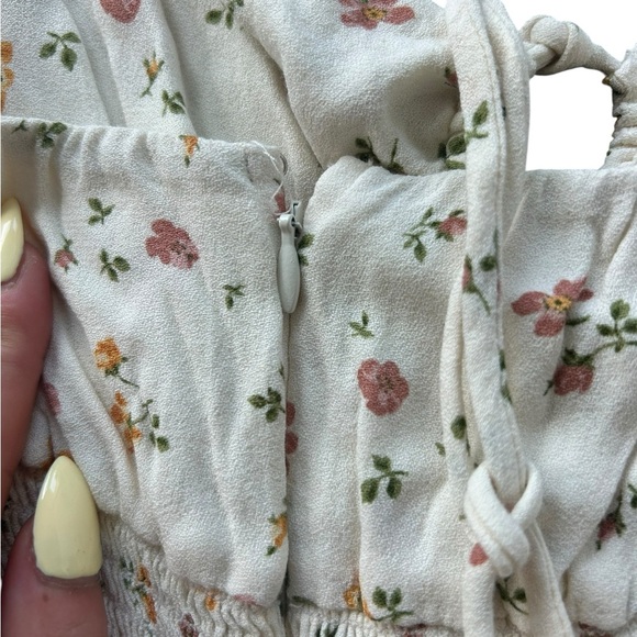 Reformation Bellagio Dress Floral Keyhole Dress Size 4 Cream Orange - Picture 5 of 10